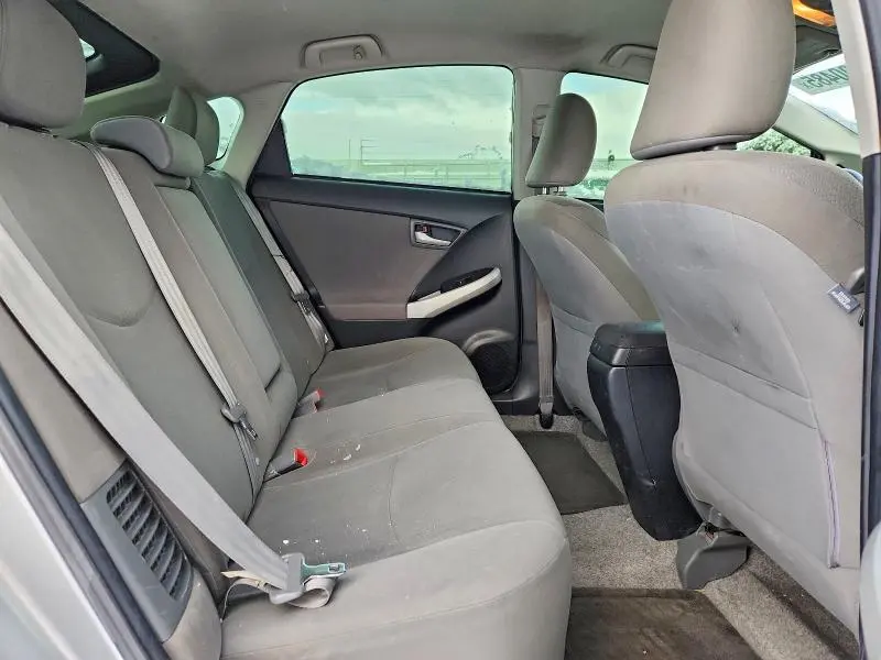 2013 TOYOTA PRIUS TWO  