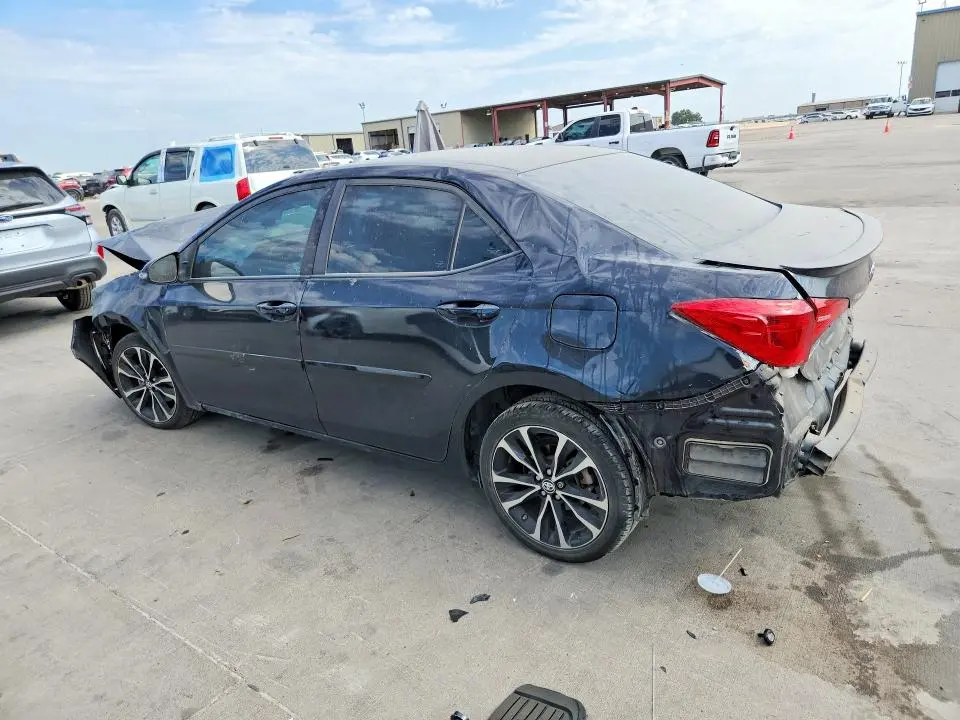 2018 TOYOTA COROLLA SE  