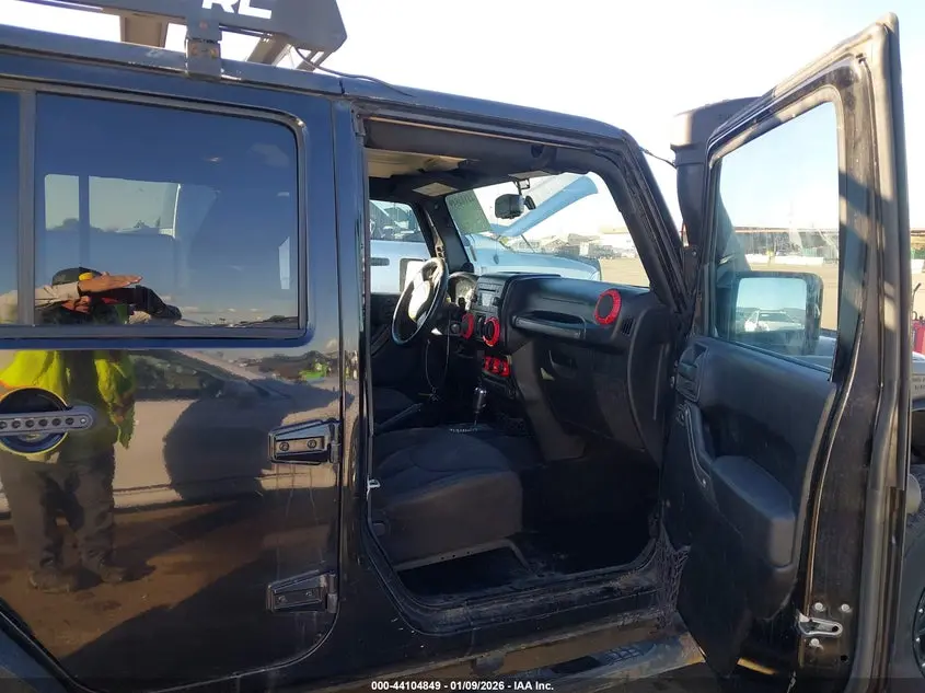 2013 JEEP WRANGLER UNLIMITED SPORT