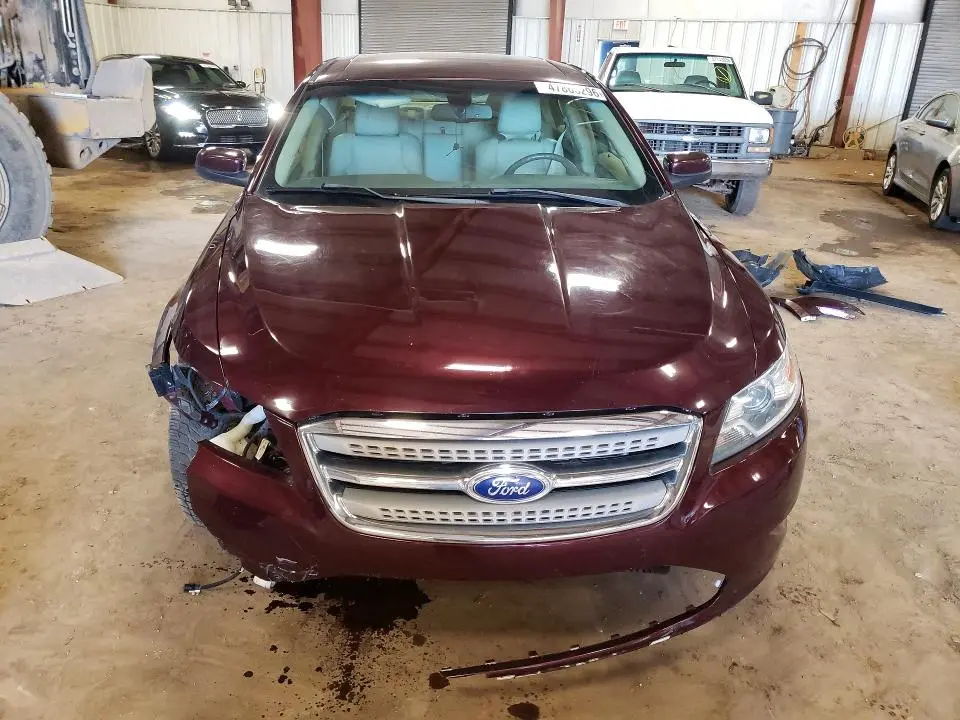 2011 FORD TAURUS SEL  