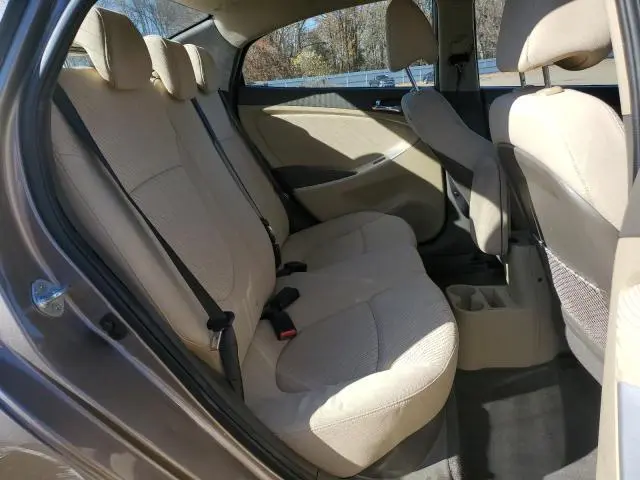 2014 HYUNDAI ACCENT GLS  