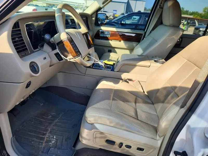 2013 LINCOLN NAVIGATOR   