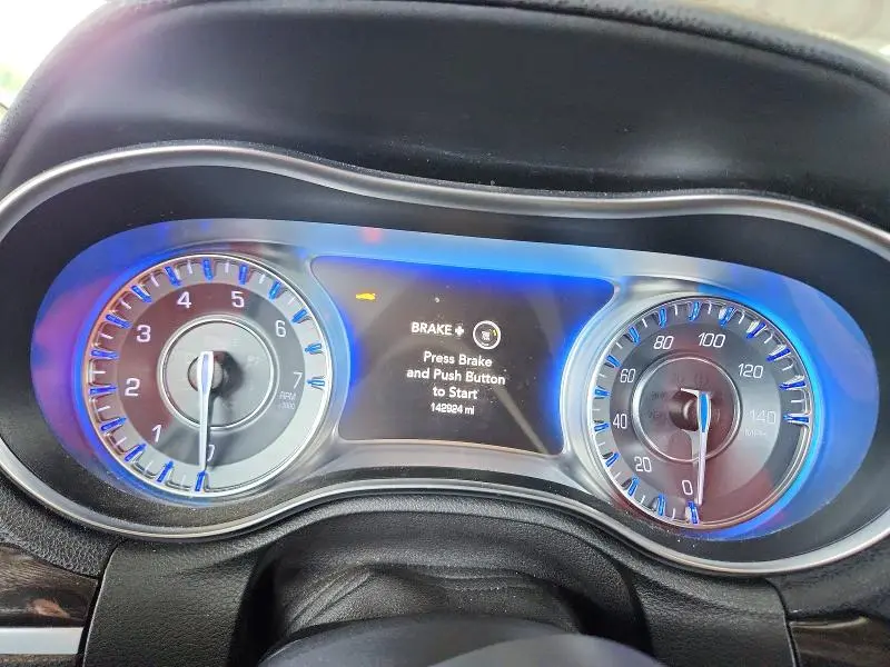 2015 CHRYSLER 300 LIMITED  