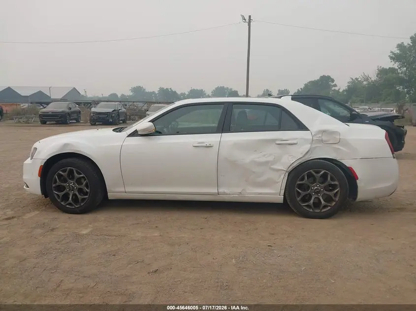 2016 CHRYSLER 300  