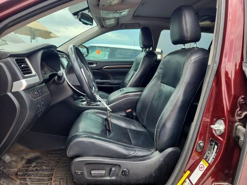 2016 TOYOTA HIGHLANDER LIMITED  