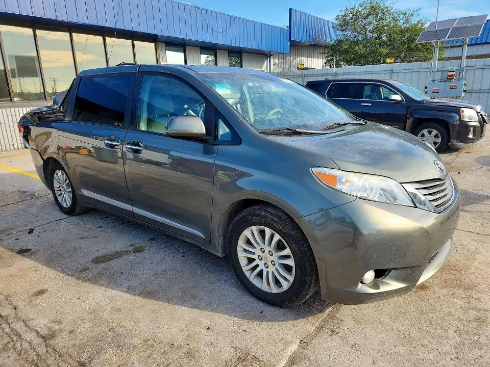 2011 TOYOTA SIENNA XLE 8-PASSENGER  