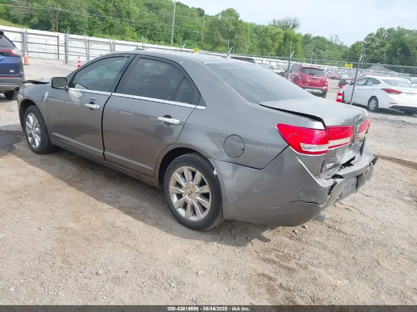 2011 LINCOLN MKZ  