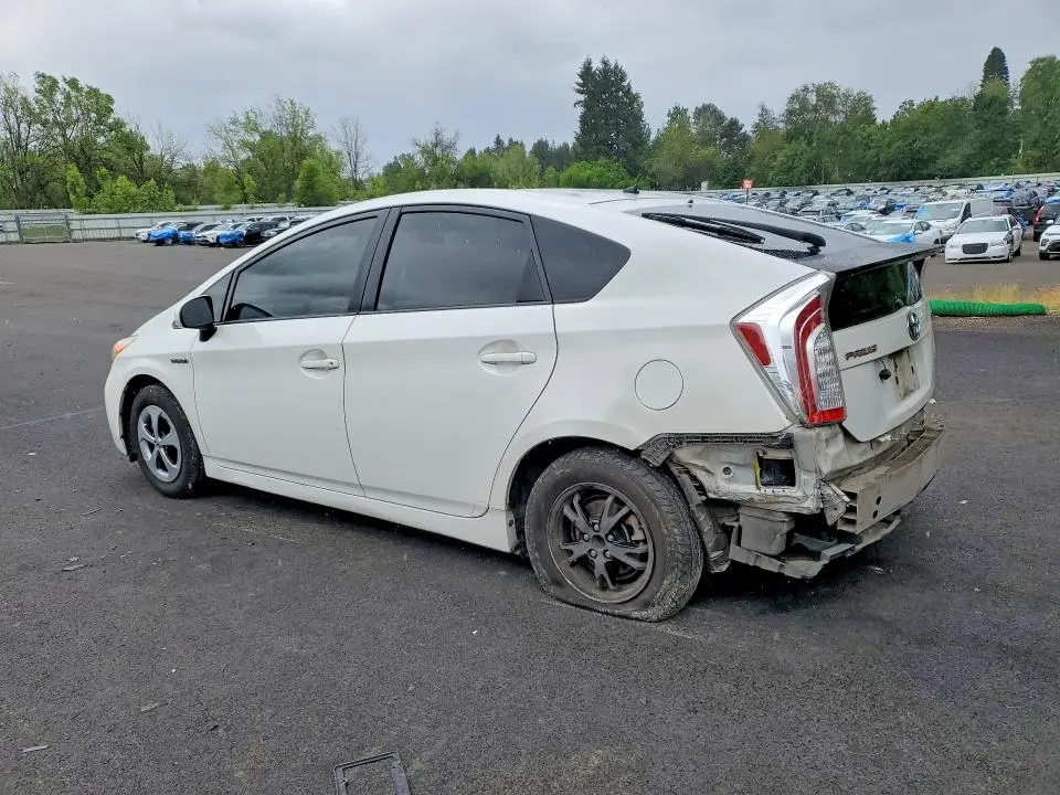 2013 TOYOTA PRIUS TWO  