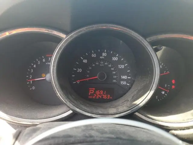 2013 KIA SORENTO LX  