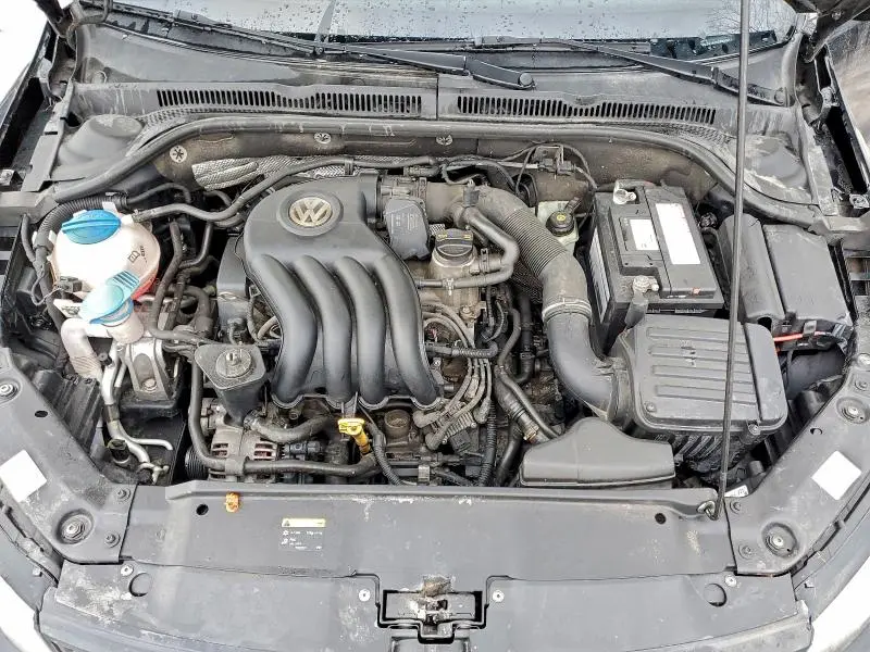 2012 VOLKSWAGEN JETTA   