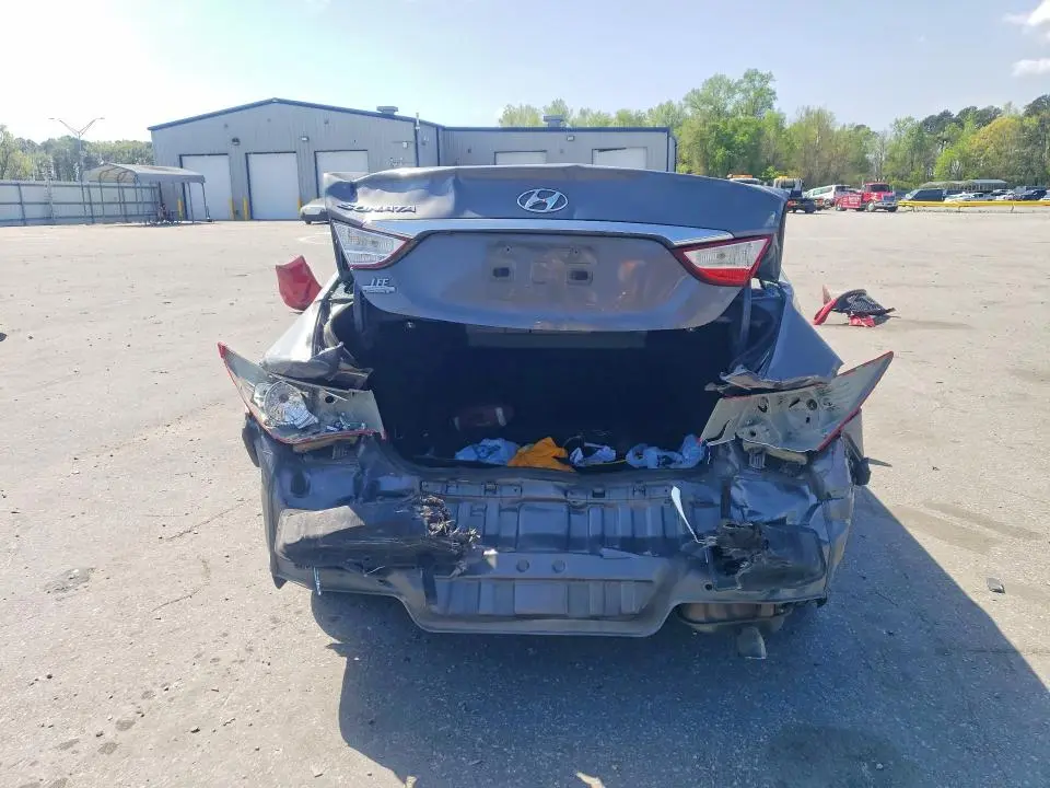 2012 HYUNDAI SONATA GLS  