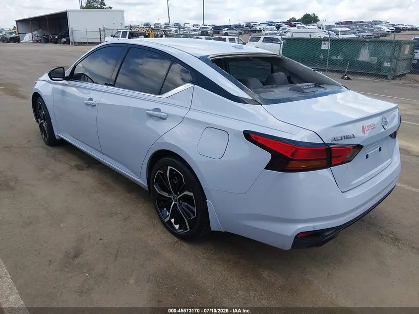 2025 NISSAN ALTIMA SR FWD