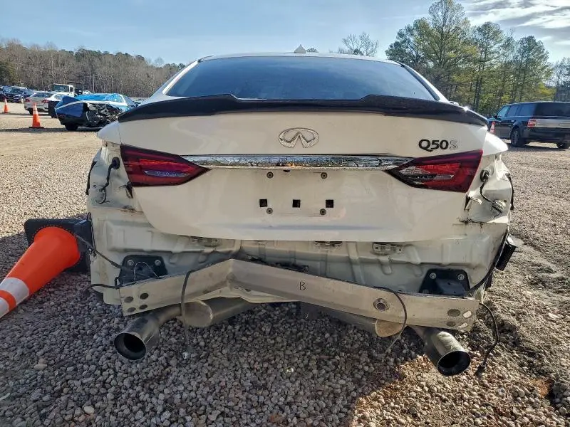 2019 INFINITI Q50 LUXE  