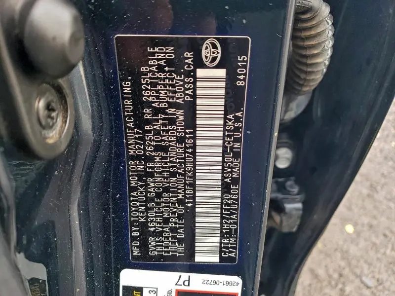 2017 TOYOTA CAMRY LE  