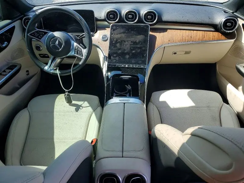 2024 MERCEDES-BENZ C 300  