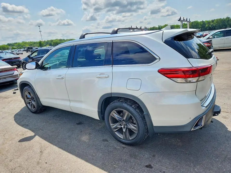 2018 TOYOTA HIGHLANDER LIMITED PLATINUM  