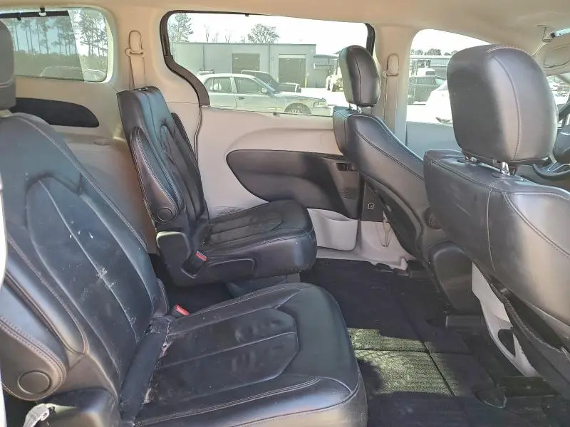 2017 CHRYSLER PACIFICA TOURING L  