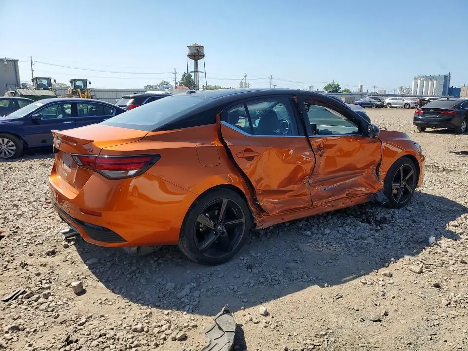 2024 NISSAN SENTRA SR  