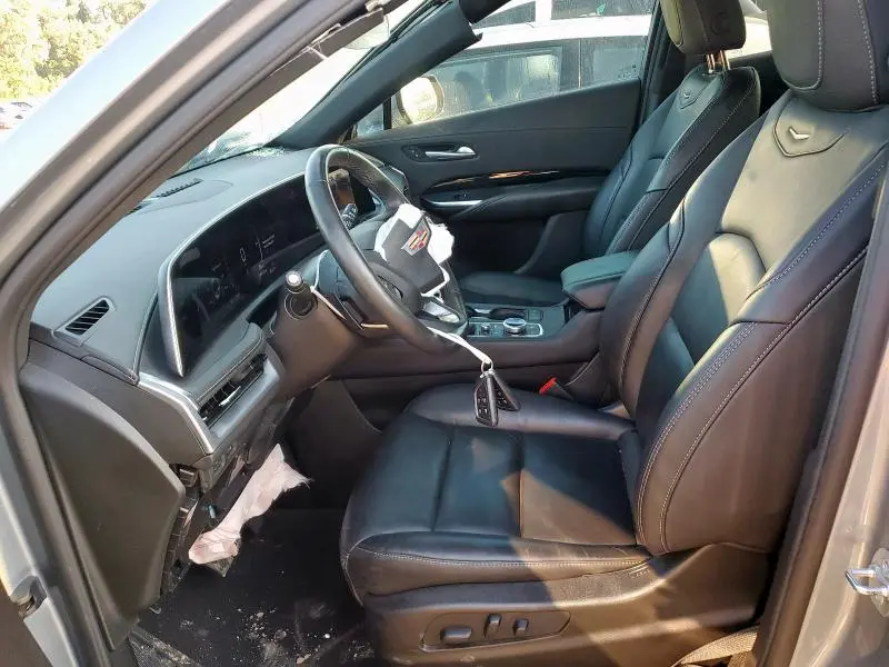 2024 CADILLAC XT4 LUXURY  