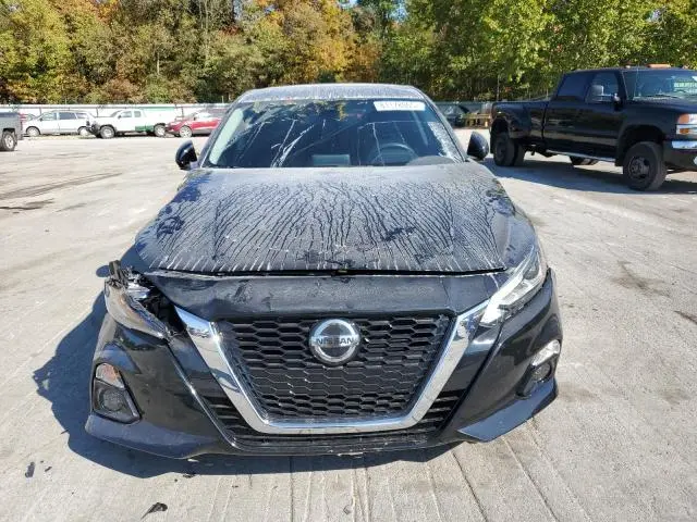 2021 NISSAN ALTIMA SL  
