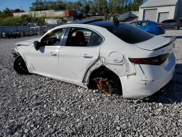 2017 ALFA ROMEO GIULIA Q4  
