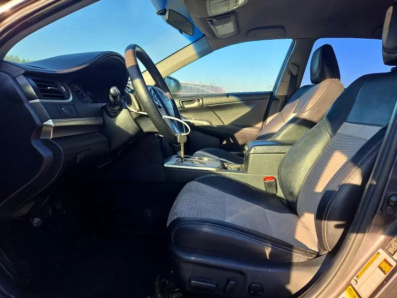 2013 TOYOTA CAMRY SE  