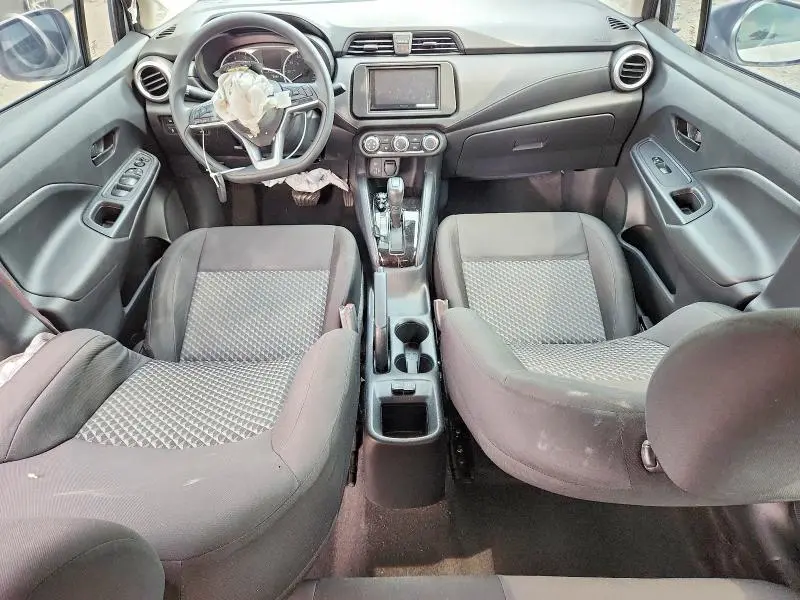 2021 NISSAN VERSA S  