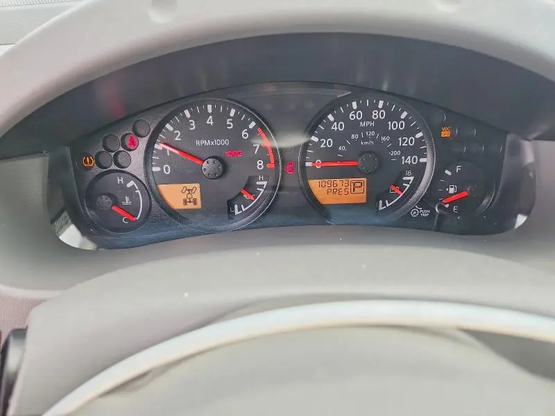 2011 NISSAN FRONTIER S  