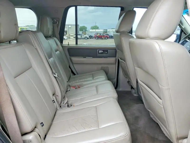 2011 FORD EXPEDITION XLT  