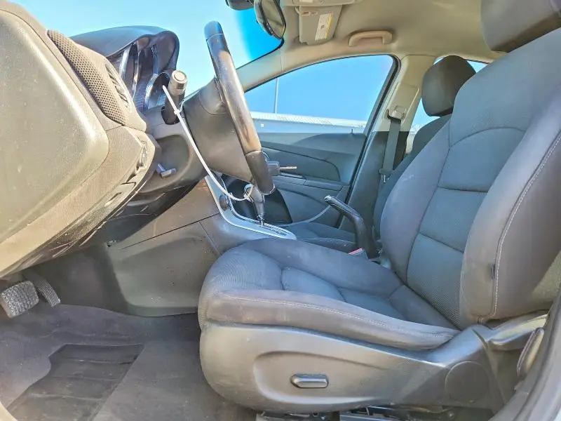 2012 CHEVROLET CRUZE LT  