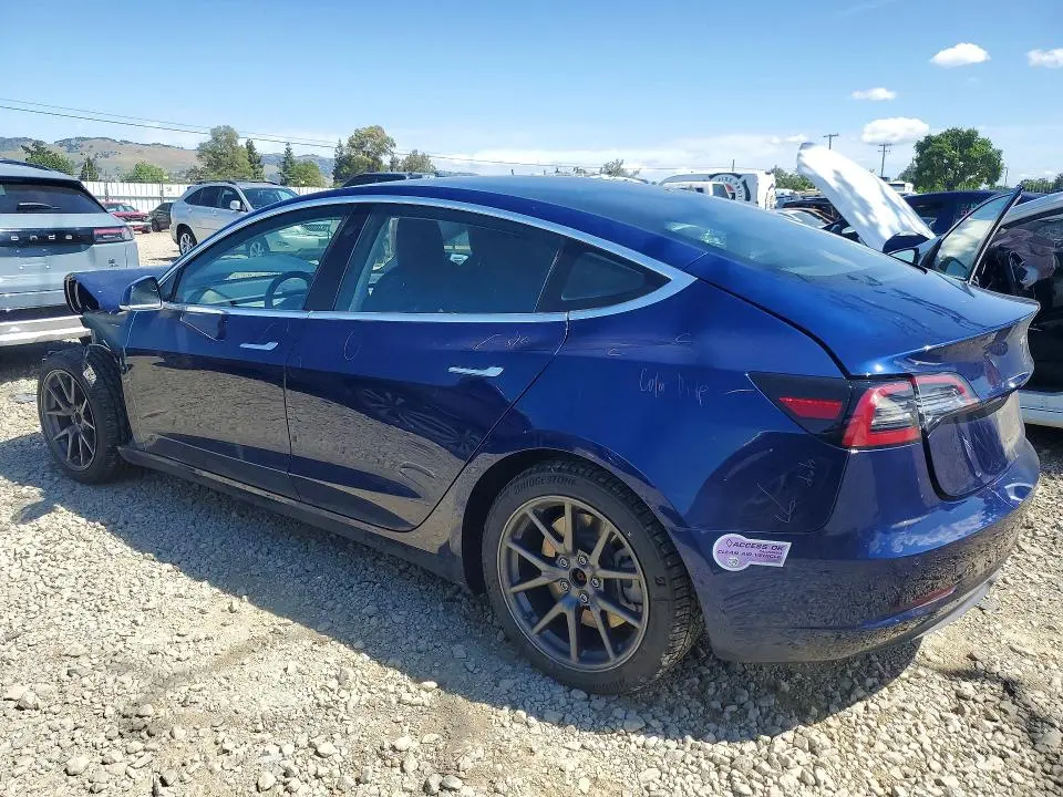 2018 TESLA MODEL 3   