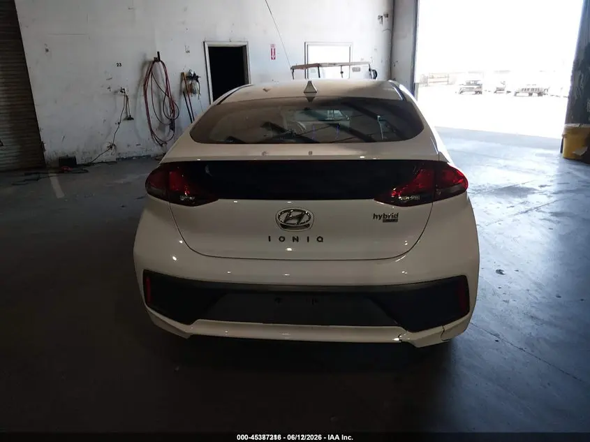 2020 HYUNDAI IONIQ HYBRID BLUE