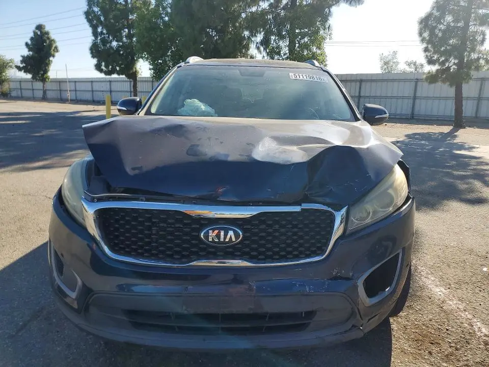 2016 KIA SORENTO LX  