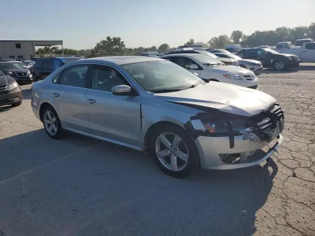 2013 VOLKSWAGEN PASSAT SE  