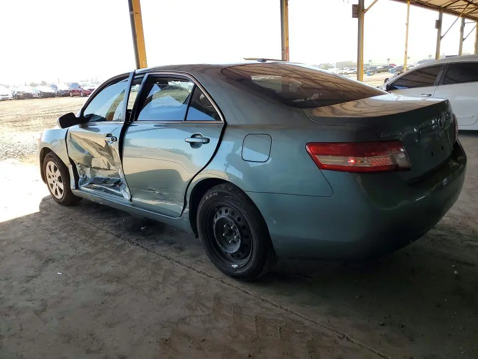 2010 TOYOTA CAMRY LE  
