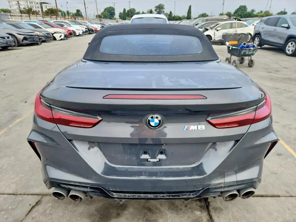 2020 BMW M8   