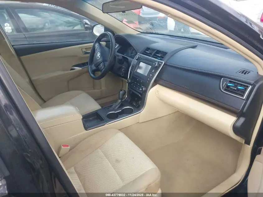 2015 TOYOTA CAMRY LE