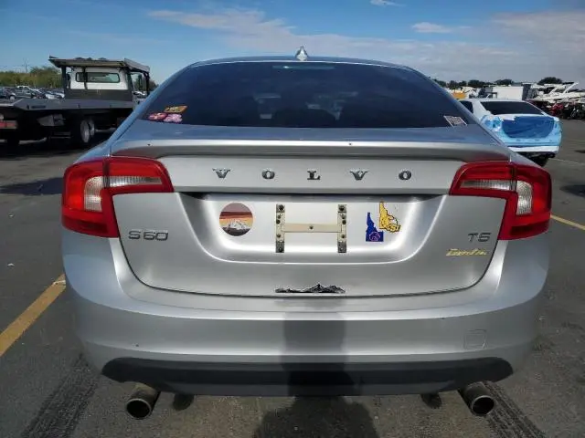 2012 VOLVO S60 T5  