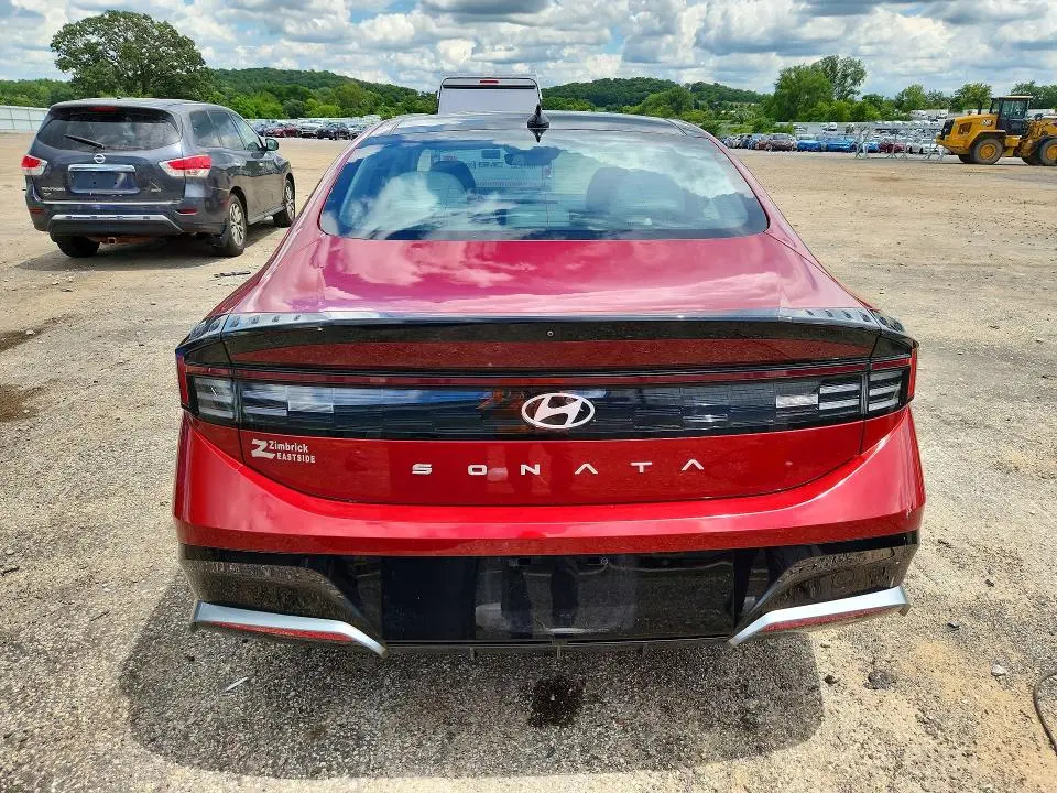 2024 HYUNDAI SONATA SEL  