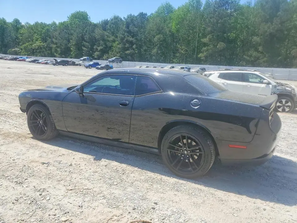 2017 DODGE CHALLENGER SXT  