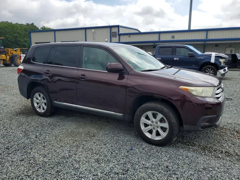 2013 TOYOTA HIGHLANDER BASE  