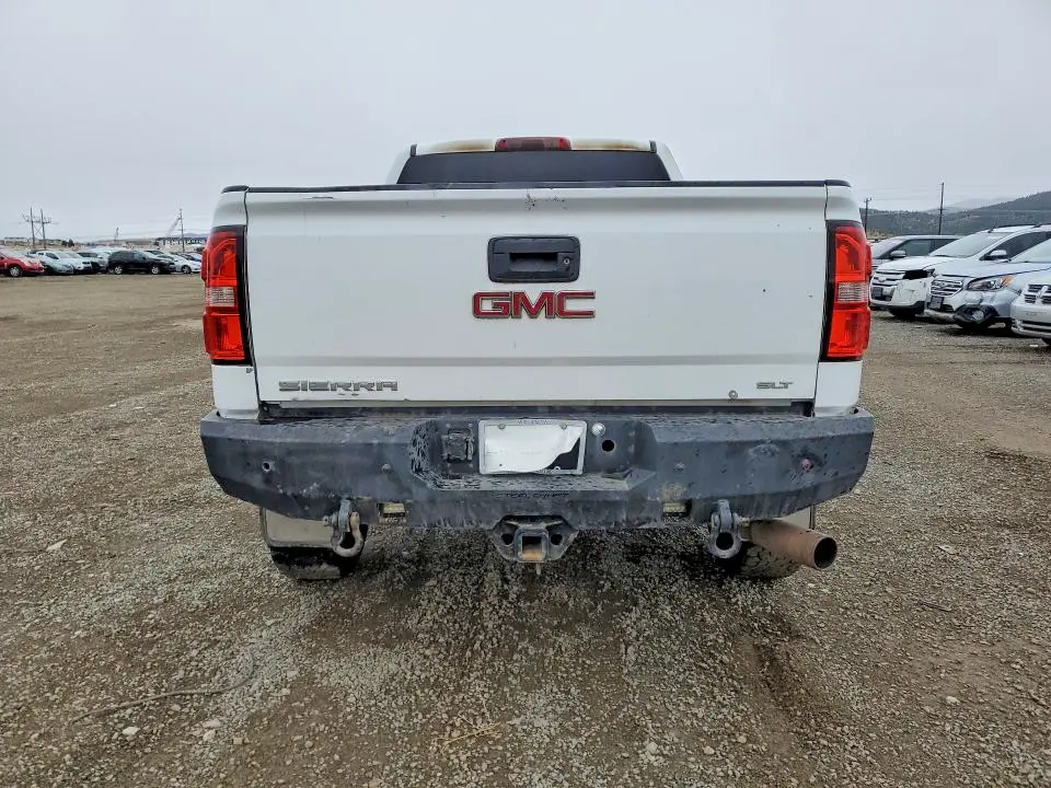 2015 GMC SIERRA K2500 SLT  
