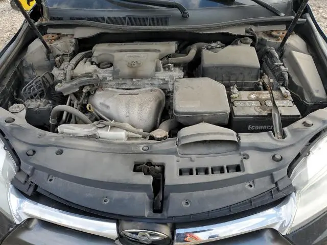 2016 TOYOTA CAMRY LE  