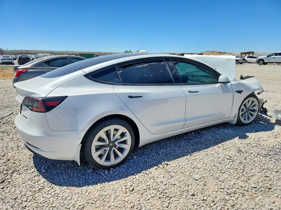 2021 TESLA MODEL 3   