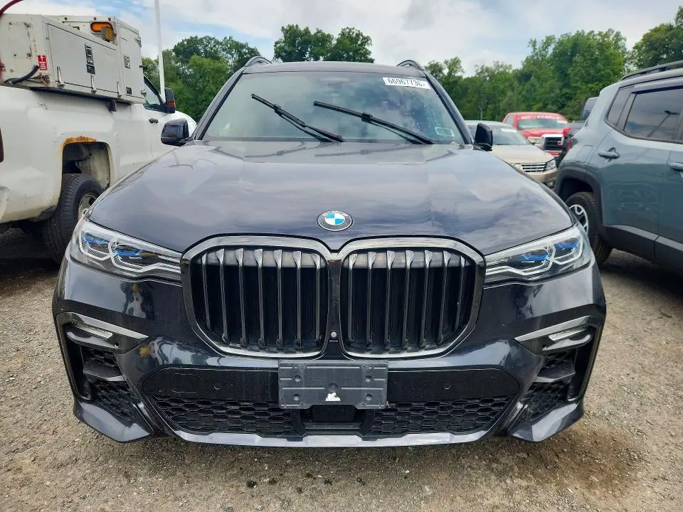 2020 BMW X7 M50I  