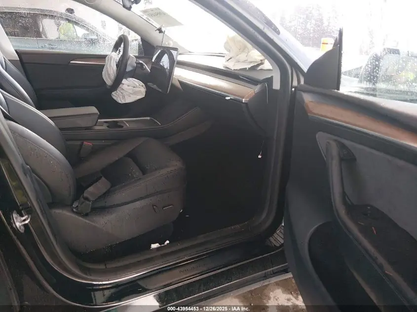 2025 TESLA MODEL Y LONG RANGE DUAL MOTOR ALL-WHEEL DRIVE