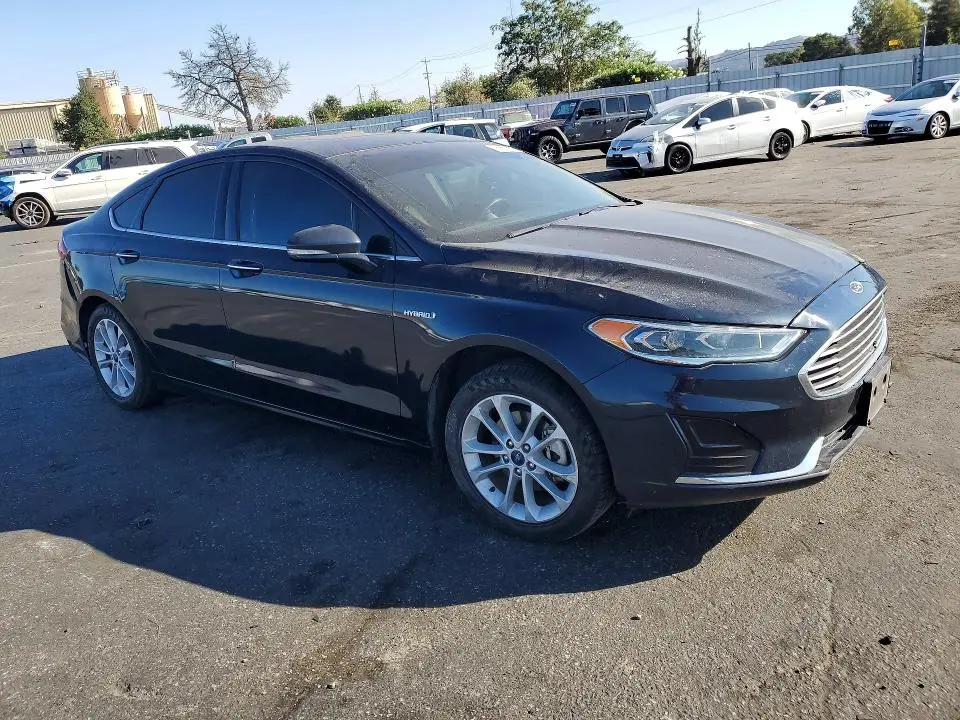 2020 FORD FUSION SEL  