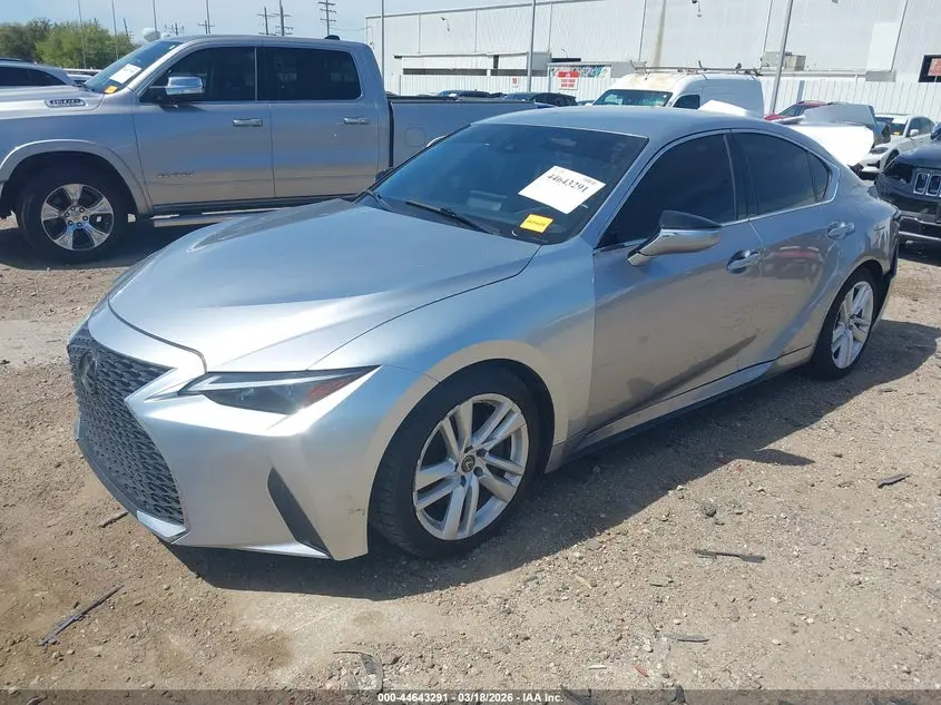 2021 LEXUS IS 300  