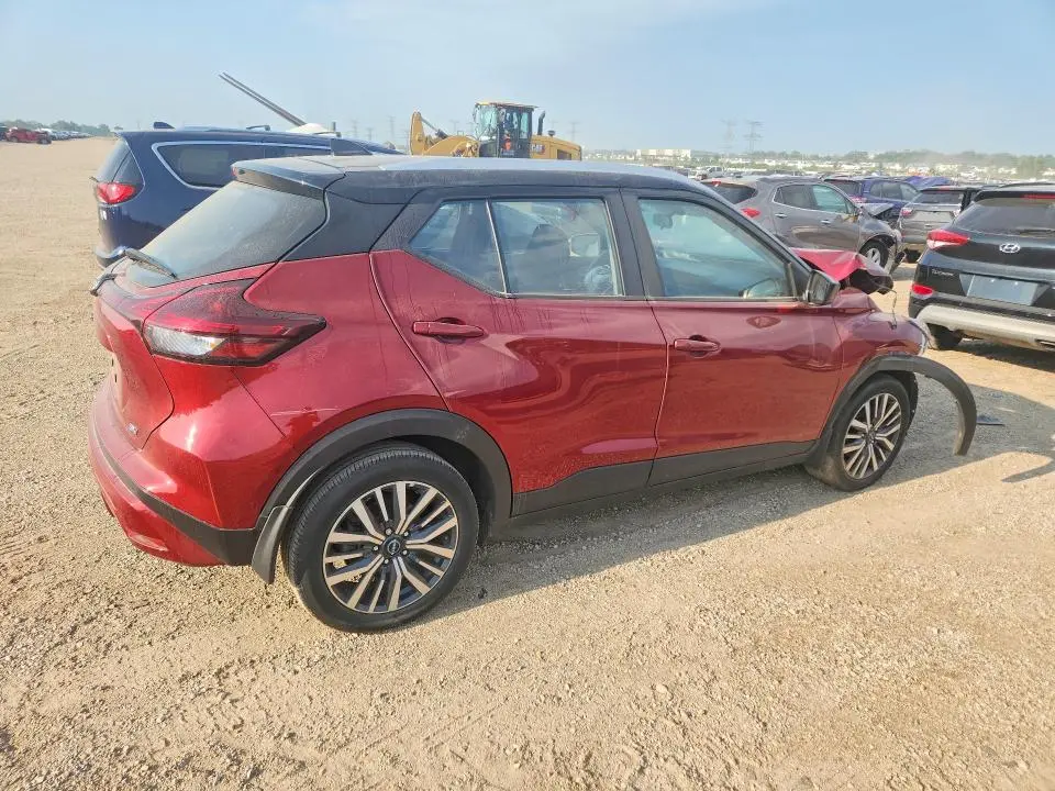 2023 NISSAN KICKS SV  