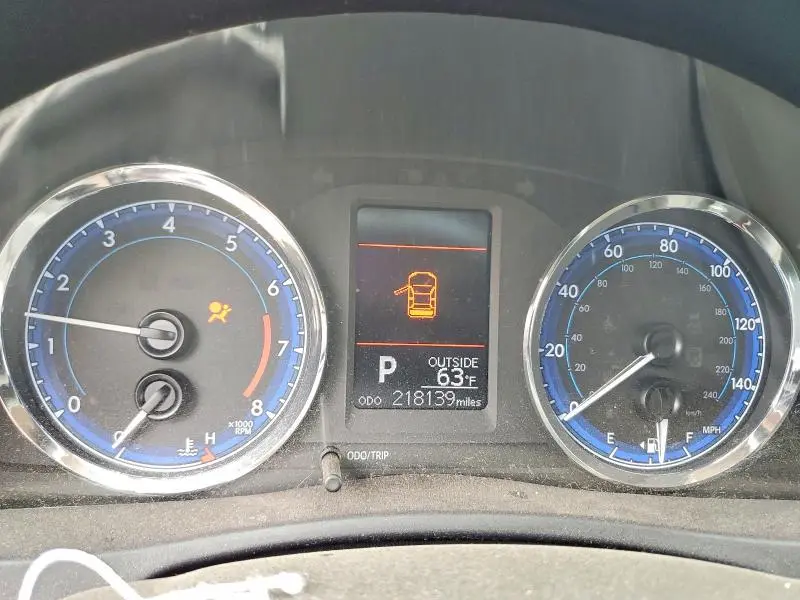 2017 TOYOTA COROLLA LE  